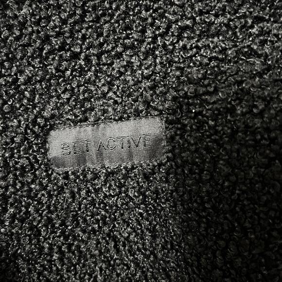 SET ACTIVE Fleece Boyfriend Jacket in Black Activewear Size Medium - Picture 3 of 9